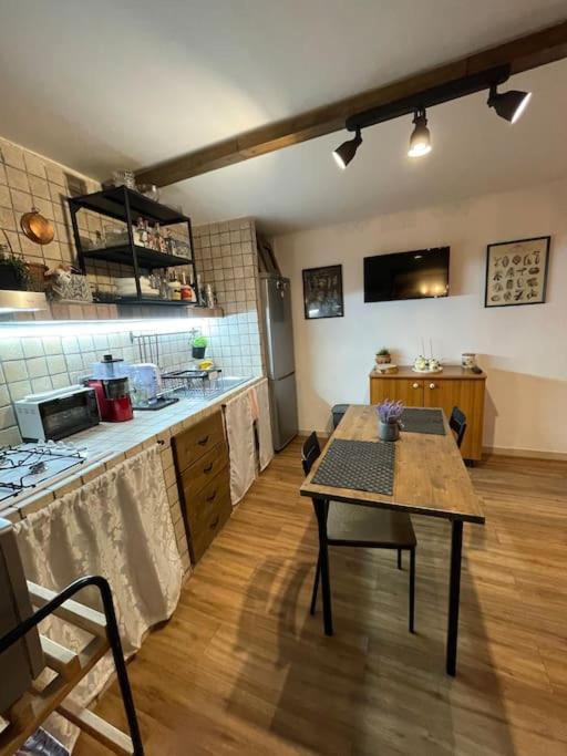 Luxury Loft - Per Gli Amanti Dei Dettagli Διαμέρισμα Νάπολη Εξωτερικό φωτογραφία